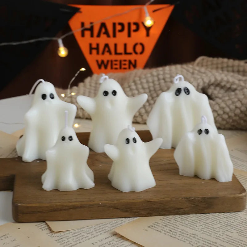 Halloween-Themed Candles White Ghost-Shaped Candles Festive Scented Candles Halloween Gift Atmosphere Decoration