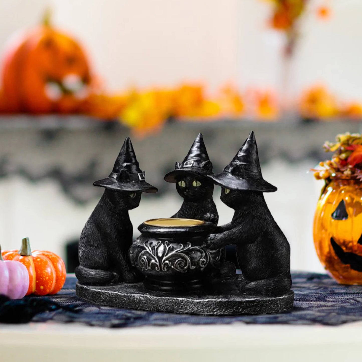 Halloween Candlestick Black Cat Tealight Candle Holder Gothic Figurine for Dining Table Living Room Festival Mantel Housewarming